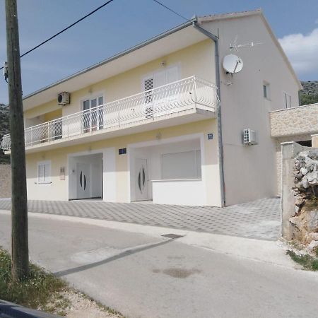 Apartments Braco Seget Vranjica Bagian luar foto